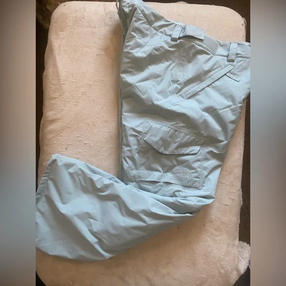 The North Face Blue Woman’s Snow Pants - Picture 12 of 12